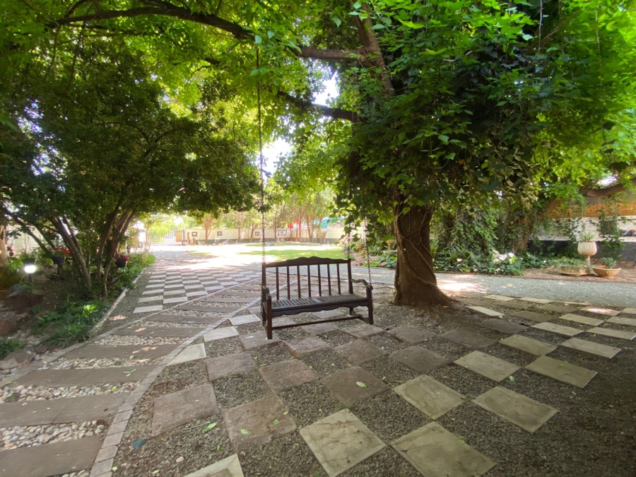 6 Bedroom Property for Sale in Potchefstroom North West